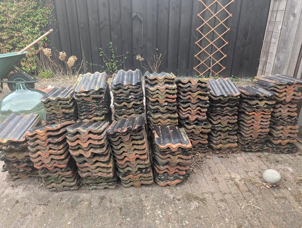 Partij dakpannen Friese golfjes (ca. 200 stuks), Ophalen, Dakpannen, Gebruikt, 10 tot 15 m²