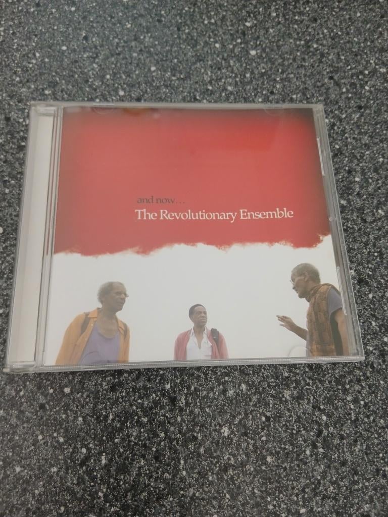 CD AND NOW... THE REVOLUTIONARY ENSEMBLE, Ophalen of Verzenden, 1980 tot heden, Gebruikt, Jazz