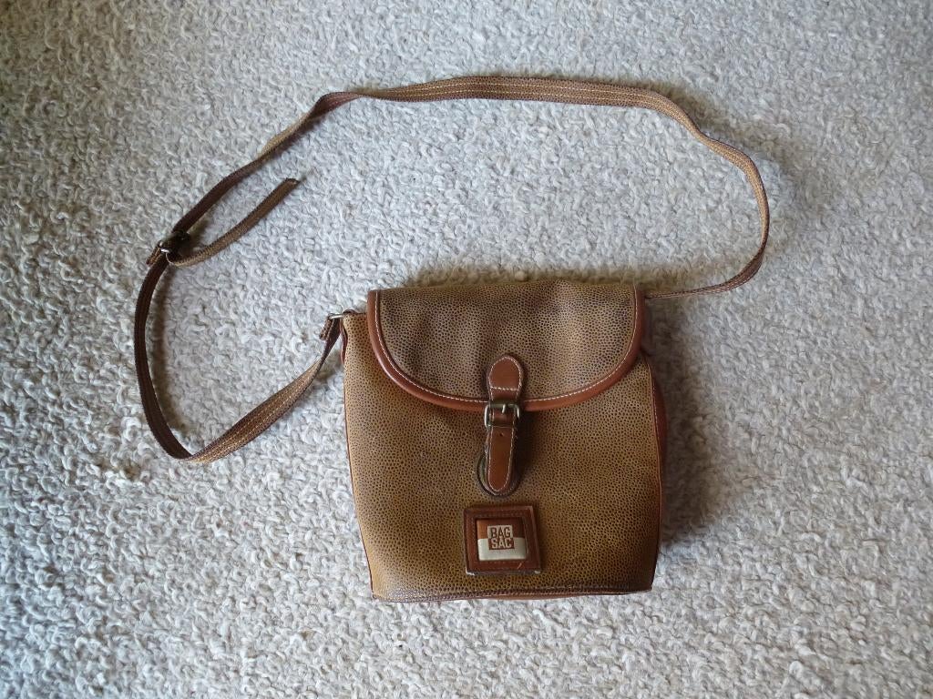 schoudertas, BAGSAC, Sieraden, Tassen en Uiterlijk, Ophalen of Verzenden, Zo goed als nieuw, Bruin, Overige merken