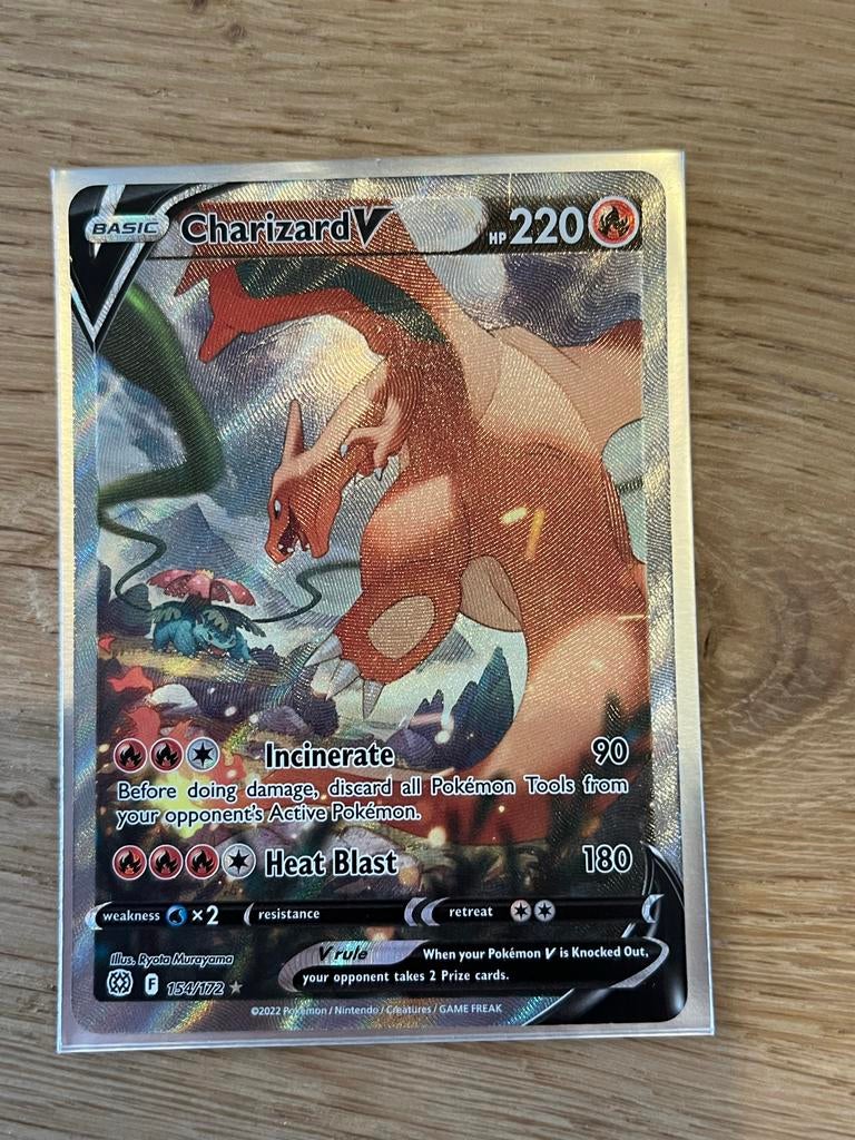 Charizard V Pokémonkaart, Ophalen of Verzenden, Zo goed als nieuw, Losse kaart, Foil