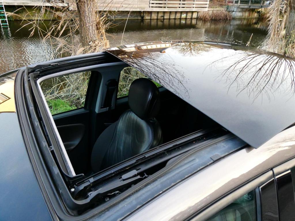 Lancia Ypsilon 0.9 Platinum 86pk Automaat Clima Leder Schuif, Euro 5, 86 pk, 750 kg, Leder