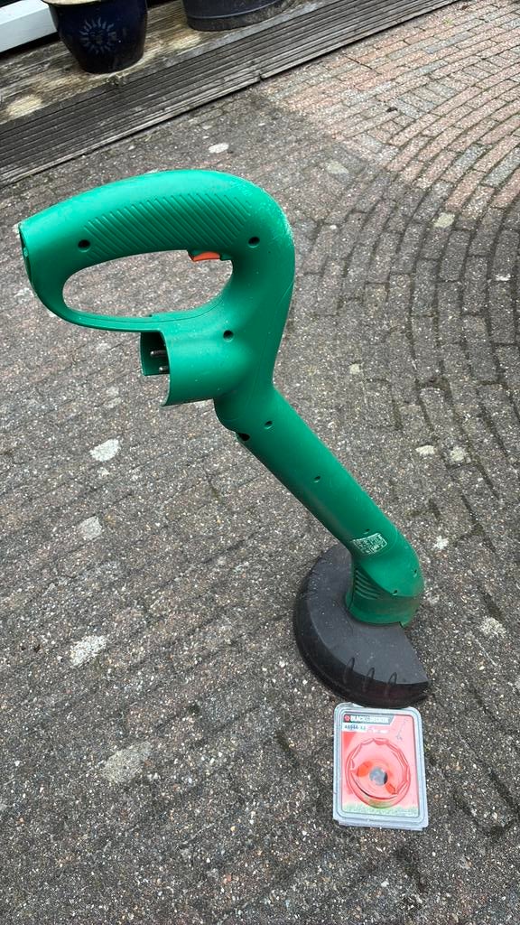 Black&Decker strimmer, Tuin en Terras, Grastrimmers, Ophalen, Gebruikt, 10 tot 30 cm, Elektrisch