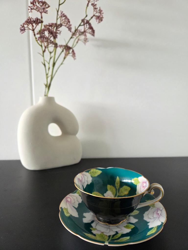 Vintage Wako China kop en schotel - zwart/groen met bloemen, Ophalen of Verzenden