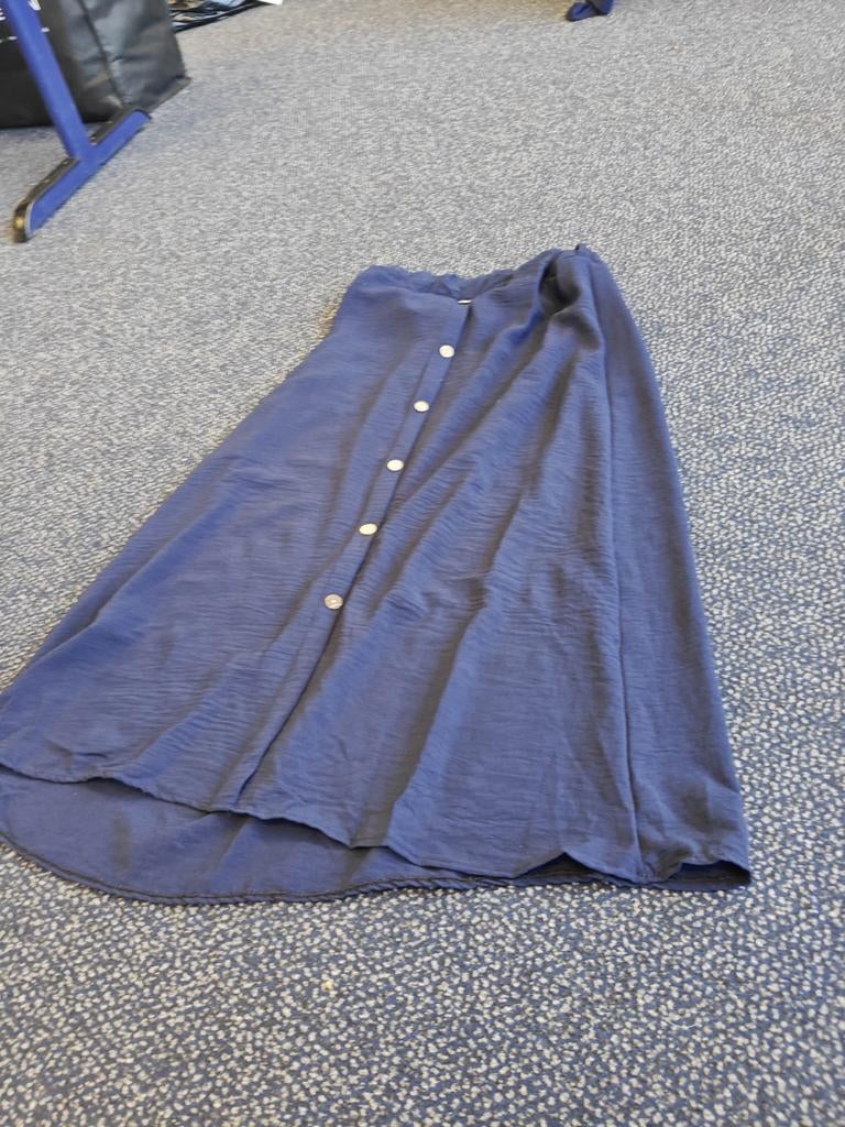 Blauwe midi-rok met knopen - Musthaves by Elja, Ophalen, Blauw, Musthaves by Elja, Zo goed als nieuw