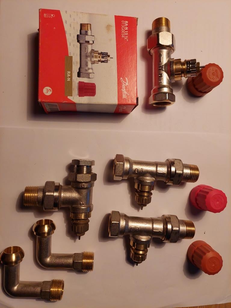 4 stuks thermostatisch radiatorkraan fabrikaat Danfoss, Ophalen of Verzenden, Nieuw
