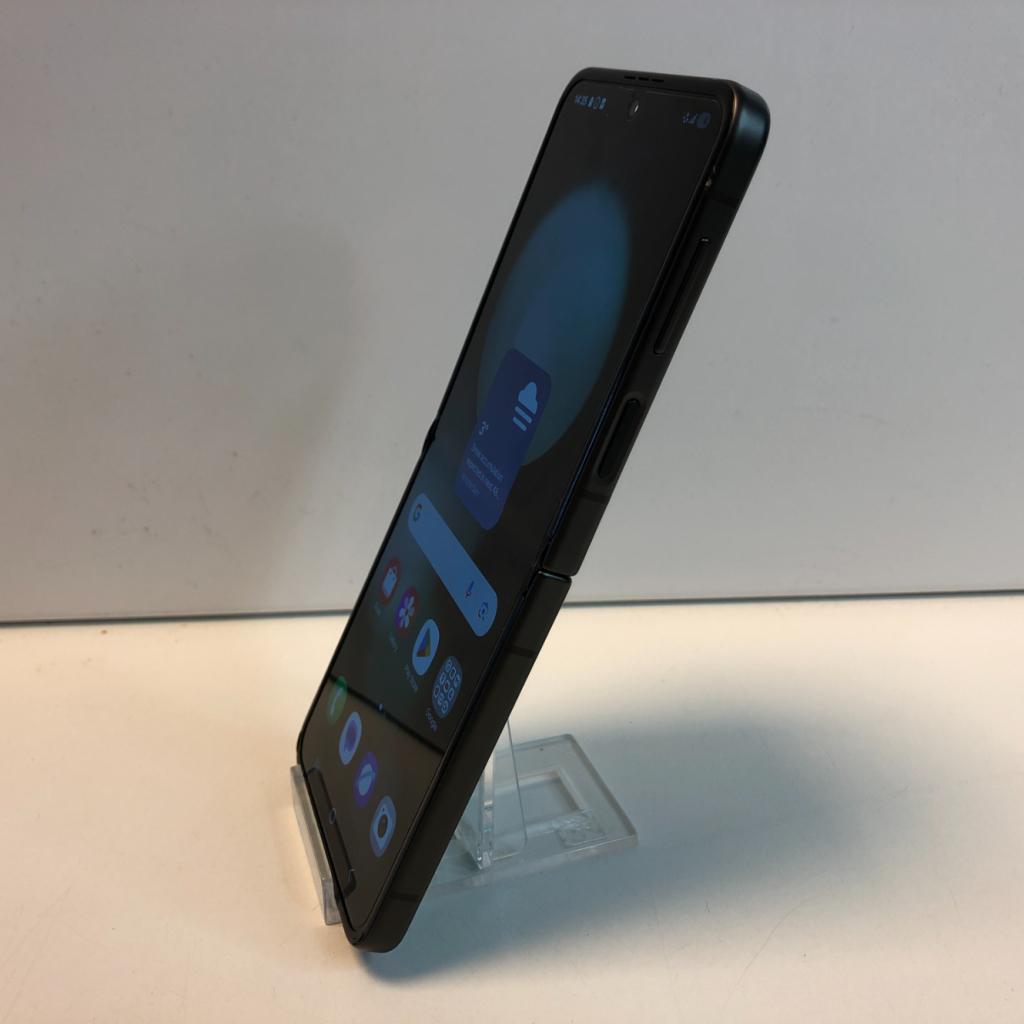 Samsung Galaxy Flip 5 512GB Groen | In nette staat!, Samsung, Zo goed als nieuw, Support@Samsung.com, 129, Samsung-ro, Yeongtong-gu
Suwon-si, Gyeonggi-do 16677
South Korea