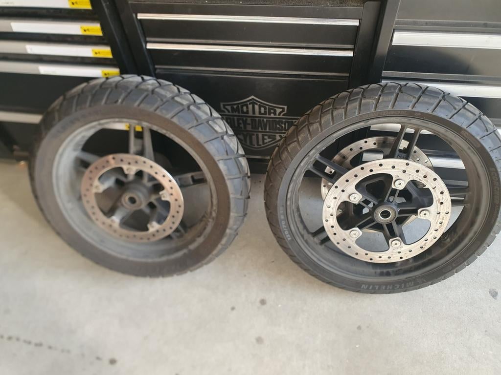 Harley davidson pan america velgen met banden, Motoren, Onderdelen | Harley-Davidson, Ophalen of Verzenden