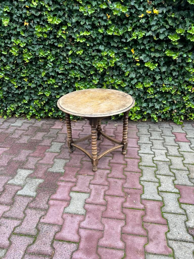 Ronde houten tafel met gedraaide poten – brocante / antiek, Huis en Inrichting, Ophalen of Verzenden, Gebruikt, Rond