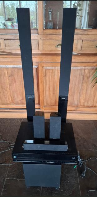 Sony 5.1 Home Cinema set – Blu-ray / DVD / surround, Audio, Tv en Foto, Home Cinema-sets, Ophalen, Blu-ray-speler, 70 watt of meer