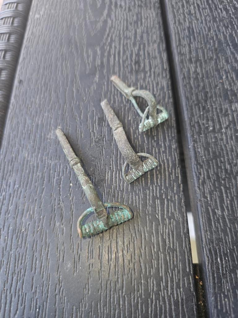 Bodemvondst Romeinse fibula, Antiek en Kunst, Antiek | Koper en Brons, Ophalen of Verzenden