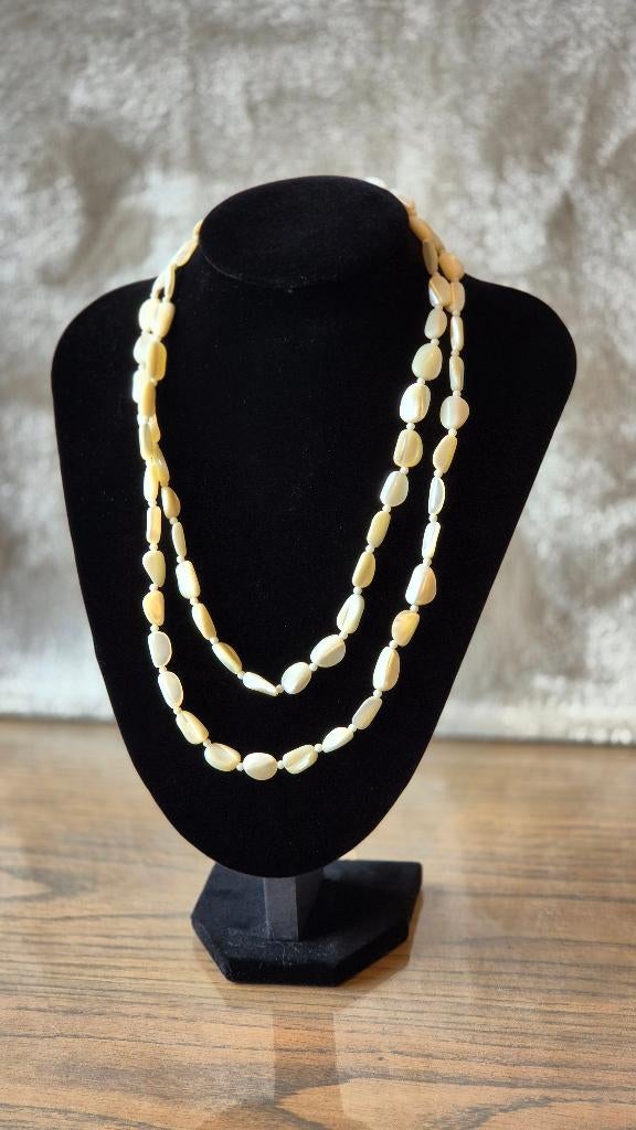 Lange ketting met echte schelpen parelmoer, Sieraden, Tassen en Uiterlijk, Kettingen, Ophalen of Verzenden, Zo goed als nieuw