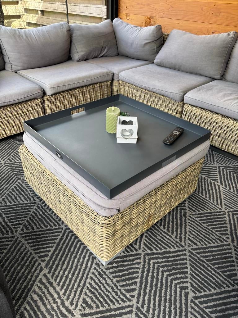 Loungebank met stoel en hocker, Ophalen, 6 zitplaatsen, Wicker, Gebruikt