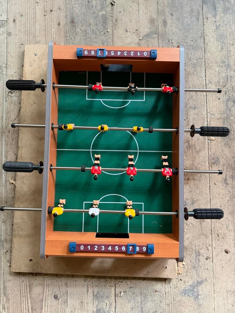 Tafelvoetbalspel, Ophalen, Zo goed als nieuw