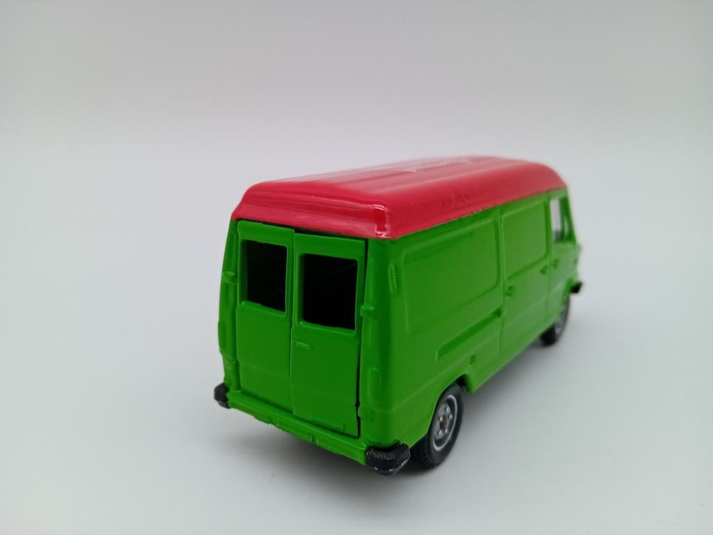 SOLIDO MERCEDES 407 D- KOEPELBEURS, ., Ophalen of Verzenden, Zo goed als nieuw, Bus of Vrachtwagen