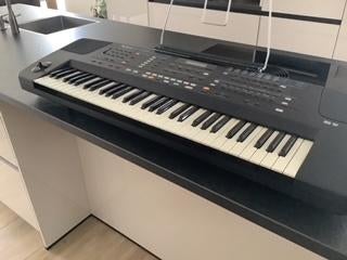KEYBOARD ROLAND E-56, Ophalen, Gebruikt, 61 toetsen, Roland