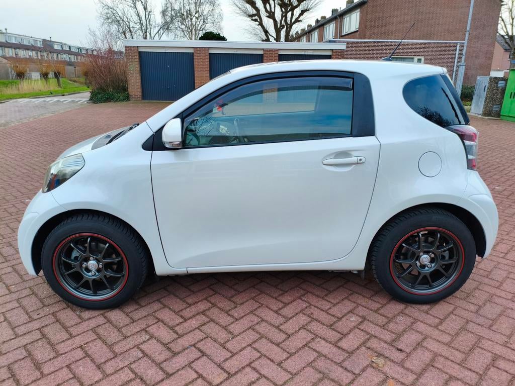 Toyota IQ 1.0 2012 Wit Aspiration uitvoering, Euro 5, Stof, Zwart, Origineel Nederlands