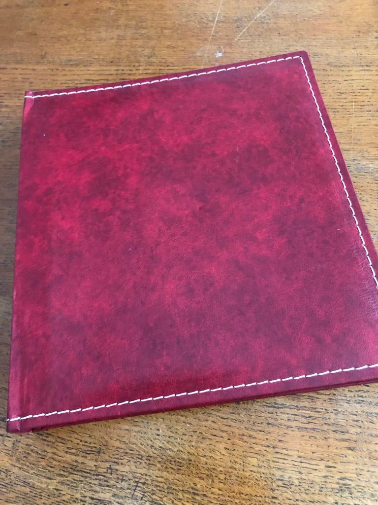 Rood Henzo Fotoalbum / Plakboek - 31x28 cm, Ophalen of Verzenden, Zo goed als nieuw