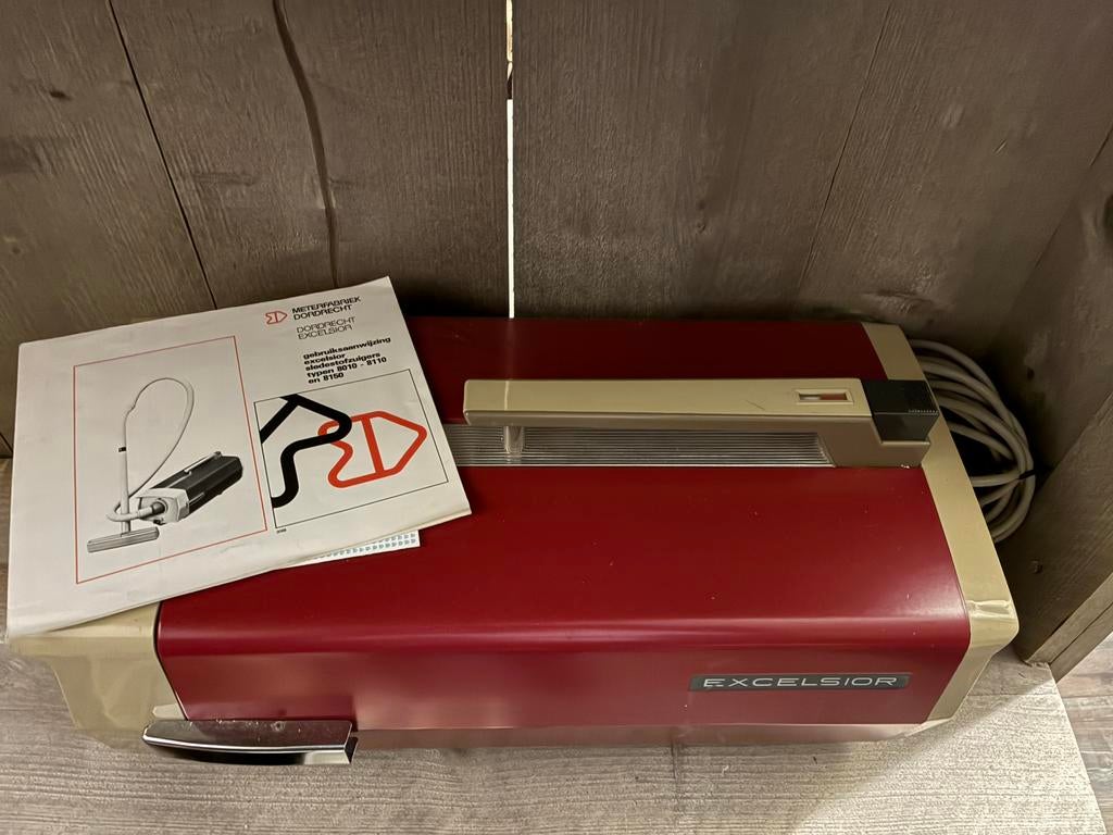 vintage stofzuiger  stofzuiger van vroeger, Witgoed en Apparatuur, Stofzuigers, Gebruikt, Ophalen