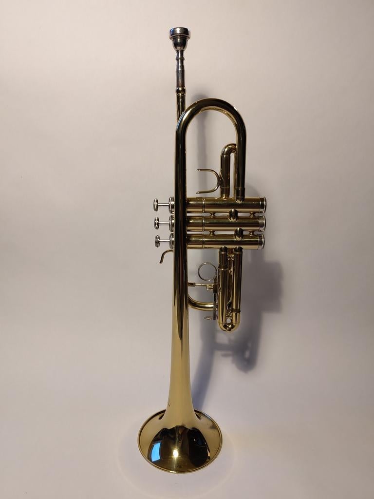 Monzani C-trompet incl koffer, mondstuk en demper, Ophalen of Verzenden, Zo goed als nieuw, C-trompet