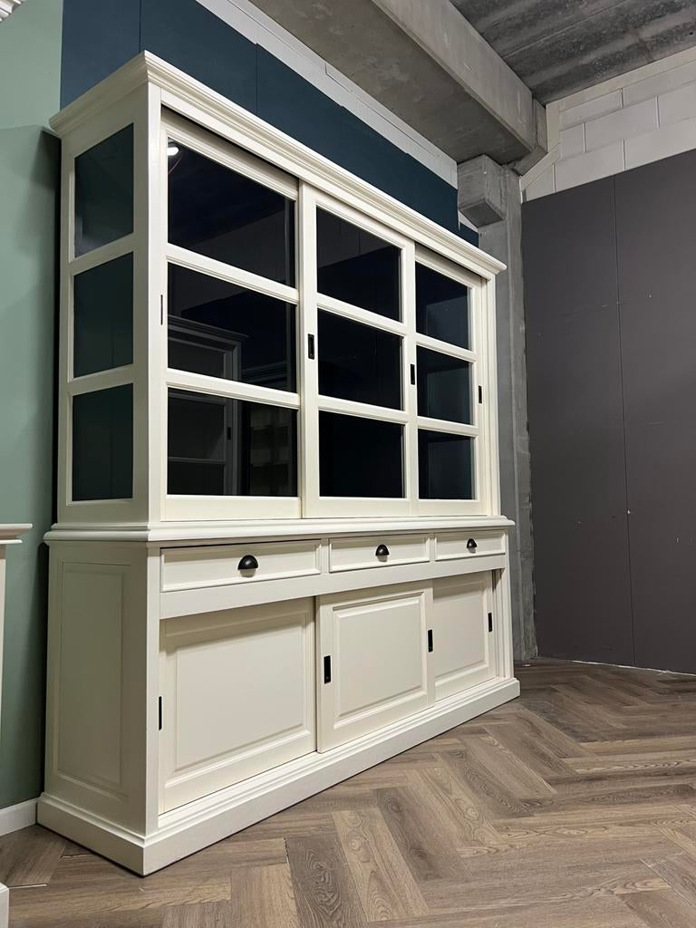 buffetkast / winkelkast /vitrinekast /servieskast, Ophalen of Verzenden, Zo goed als nieuw, 50 tot 75 cm, 200 cm of meer