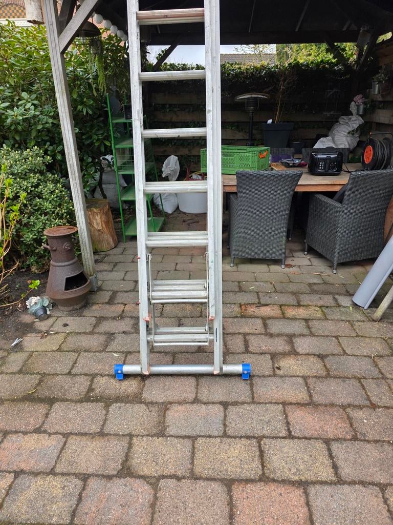3-delige Altrex ladder met stabilisatiebalk, Doe-het-zelf en Verbouw, Ladders en Trappen, Ophalen, Gebruikt, Ladder, Opvouwbaar of Inschuifbaar