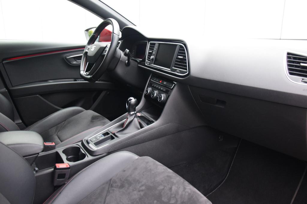 SEAT Leon ST 1.0 TSI FR Ultimate Edition Priv/Glass Stoelver, Stof, Gebruikt, 49 €/maand, Origineel Nederlands