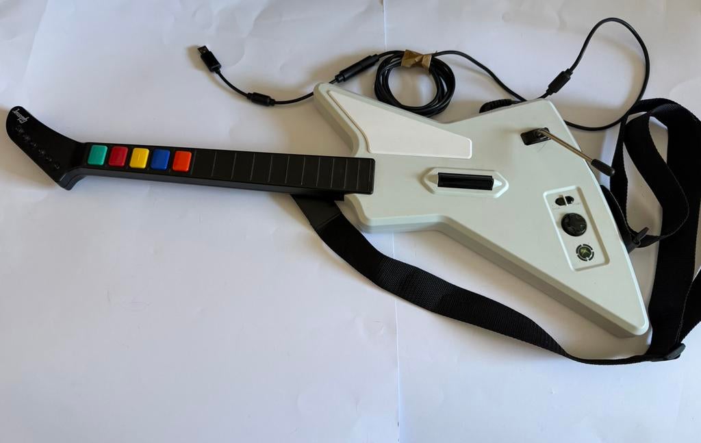 Guitar Hero X-Plorer Controller Xbox 360|PC, Spelcomputers en Games, Spelcomputers | Xbox | Accessoires, Guitar Hero, Zo goed als nieuw