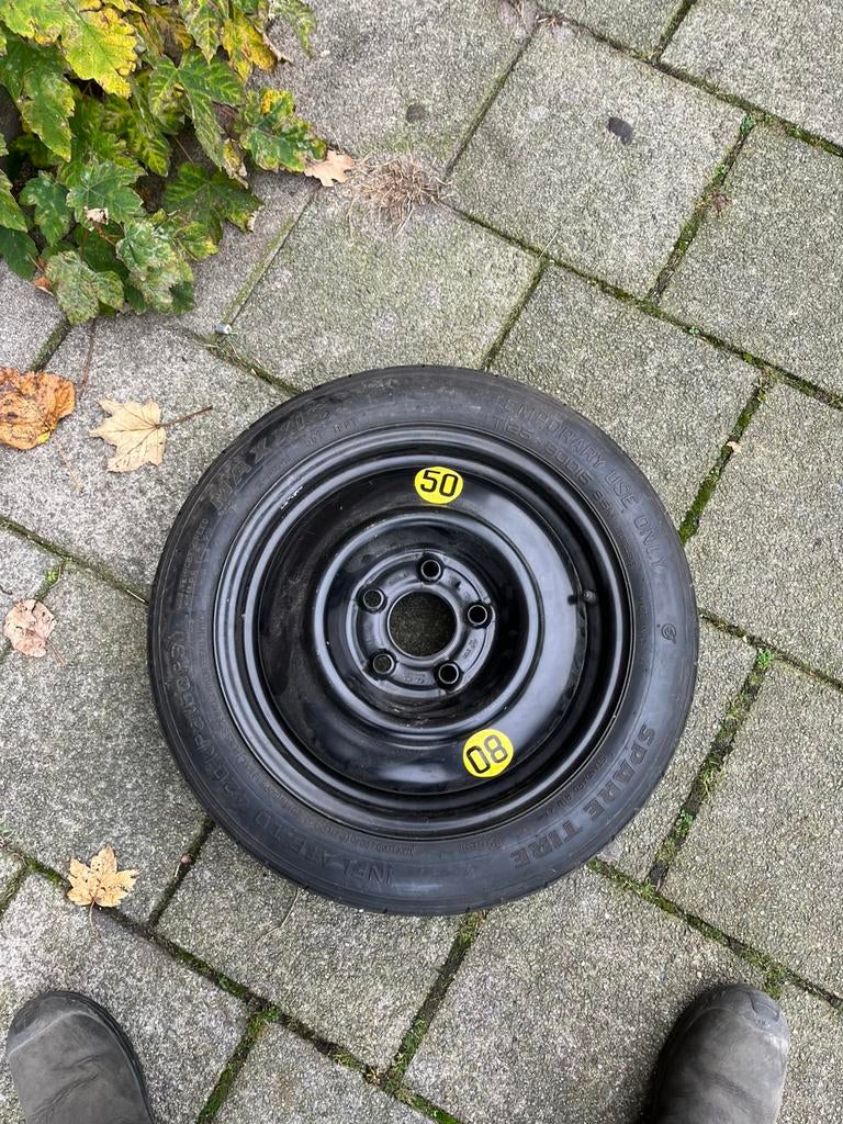 Reservewiel/thuiskomertje kia of Hyundai, Ophalen, Zo goed als nieuw