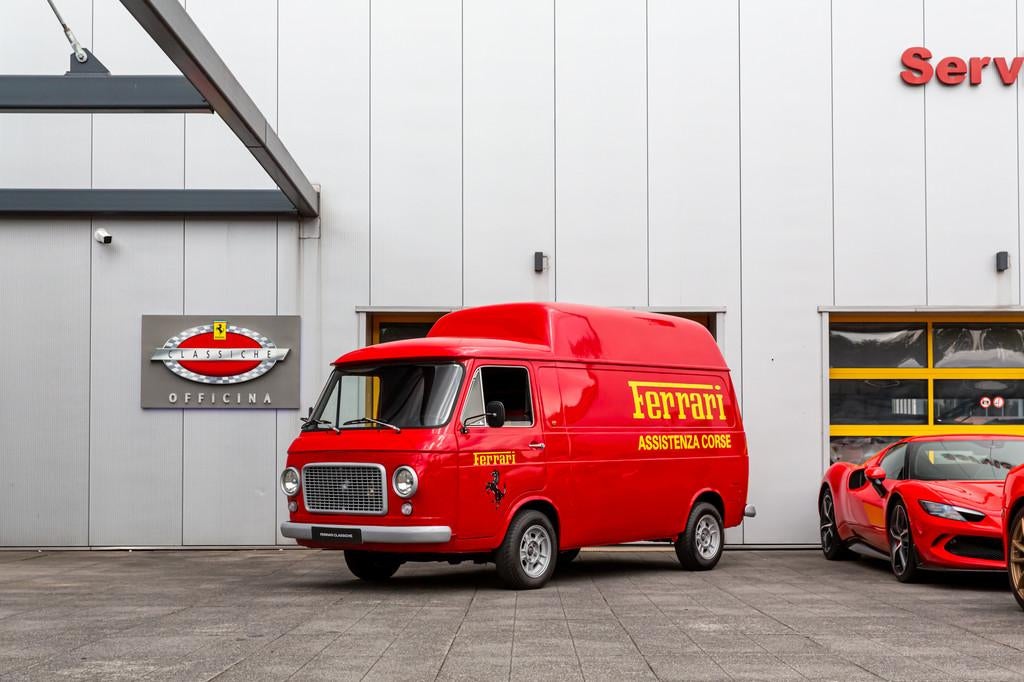 Fiat 238 Assistenza Corse (bj 1978), Auto's, Bestelauto's, Lederen bekleding, 1438 cc, Gebruikt, Zwart