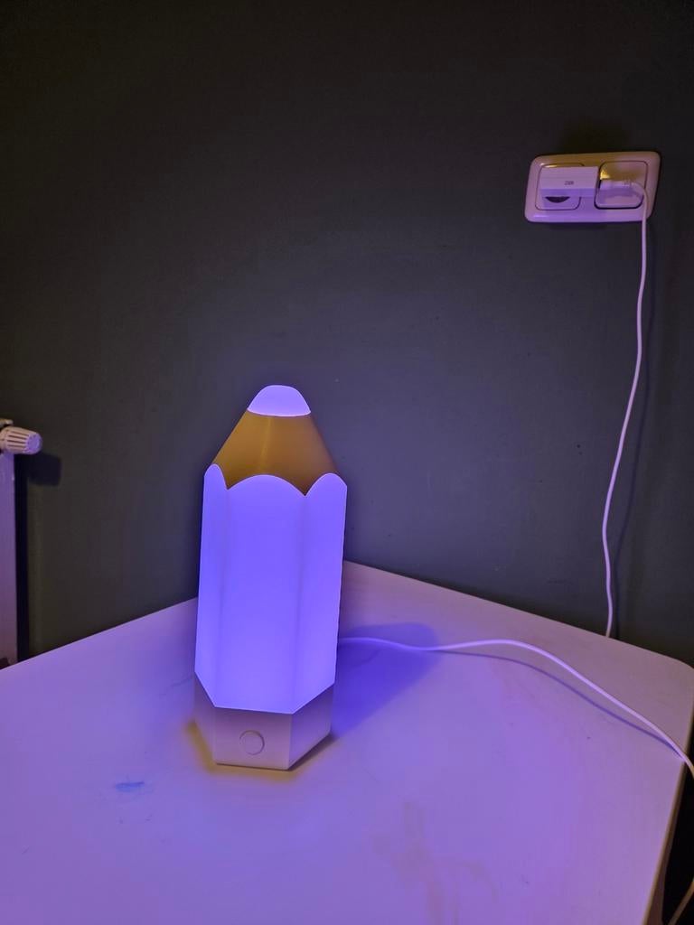 IKEA PELARBOJ
LED table lamp, multicolored, Ophalen of Verzenden, Minder dan 30 watt, E27 (groot), Led-lamp