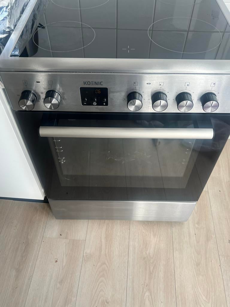 Koenic Elektrisch Fornuis met Keramische Kookplaat, Witgoed en Apparatuur, Fornuizen, Ophalen, 60 cm of meer, 4 kookzones, Zo goed als nieuw