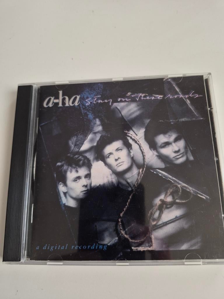 A-Ha - Stay On These Roads CD (1988), Ophalen of Verzenden, 1980 tot 2000, Gebruikt