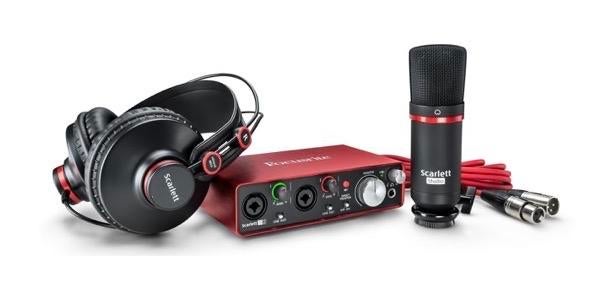 Focusrite 2i2 Studio, compleet, in nieuwstaat!, Ophalen of Verzenden, Zo goed als nieuw, Extern