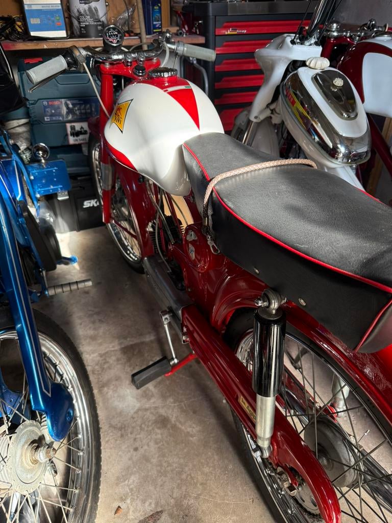 2 oldtimer brommers en vespa ciao custom , ruilen !!, Ophalen, Overige merken