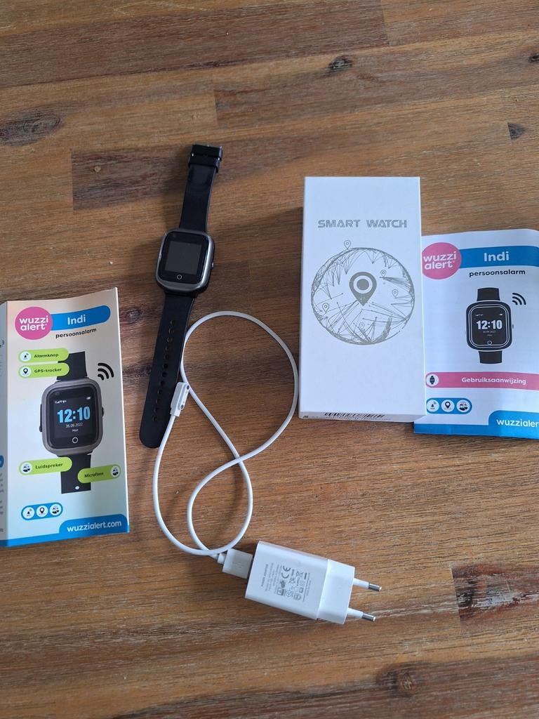 Wuzzi alarm Alert  Persoonsalarm Horloge met GPS-tracker, Zwart, Ophalen of Verzenden, Zo goed als nieuw, GPS