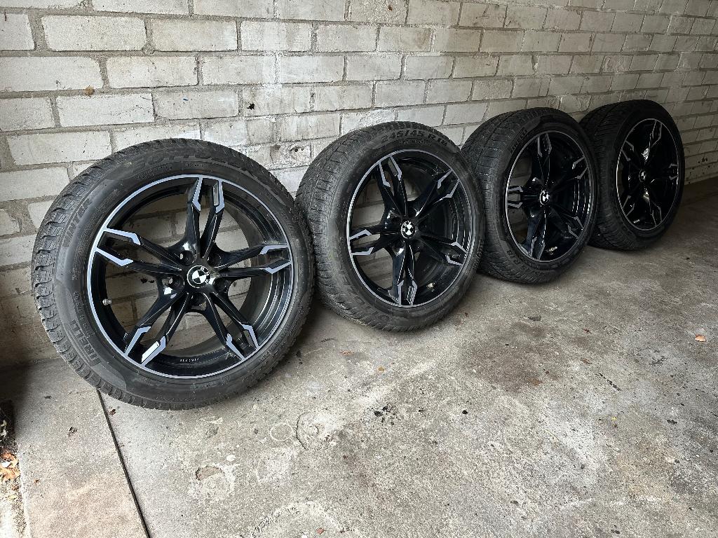 BMW G30 Winterset Styling 668 velgen 245/45R18 winterbanden, Auto diversen, Wieldoppen, Ophalen, Gebruikt