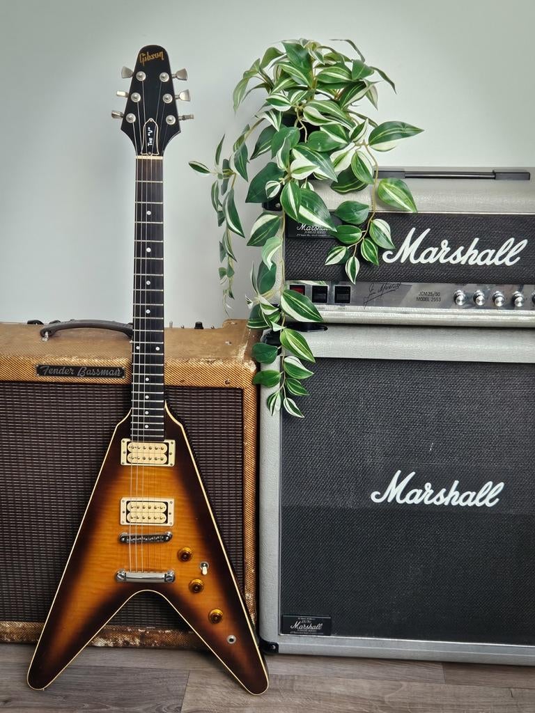 Gibson Flying V 1982, Muziek en Instrumenten, Snaarinstrumenten | Gitaren | Elektrisch, Gebruikt, Solid body, Gibson, Ophalen of Verzenden
