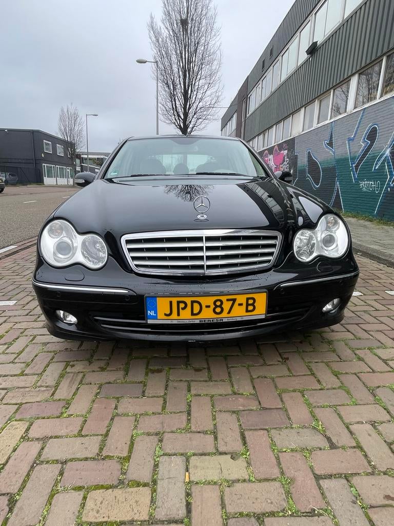 Mercedes C200 Kompressor FULL OPTIONS Automaat Uniek, Automaat, 1796 cc, Leder, Overige kleuren