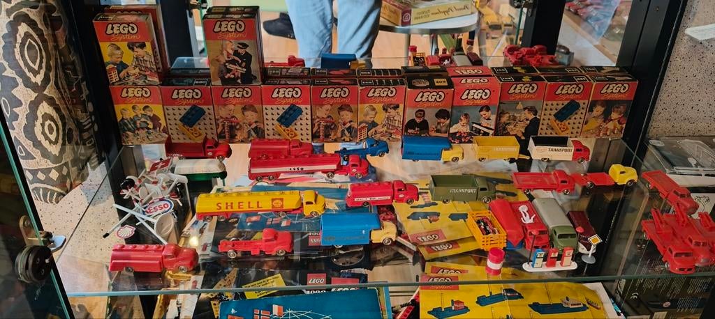 Lego modellen en doosjes, Hobby en Vrije tijd, Ophalen of Verzenden, Bus of Vrachtwagen, Overige merken