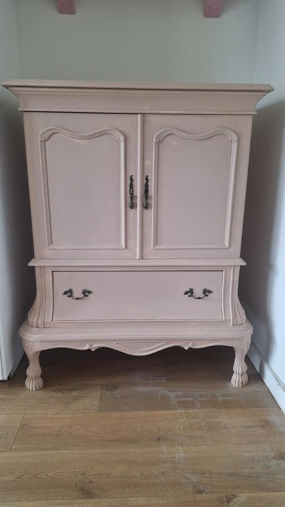 prachtige kast in queen Ann-stijl, Ophalen