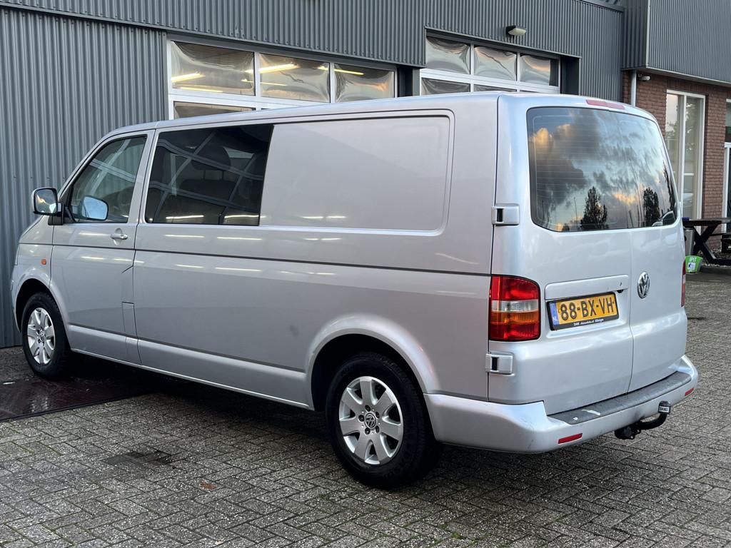 Volkswagen Transporter 2.5 TDI 340 Trendline DC Youngtimer B, Auto's, Bestelauto's, Voorwielaandrijving, Stof, Gebruikt, Zwart