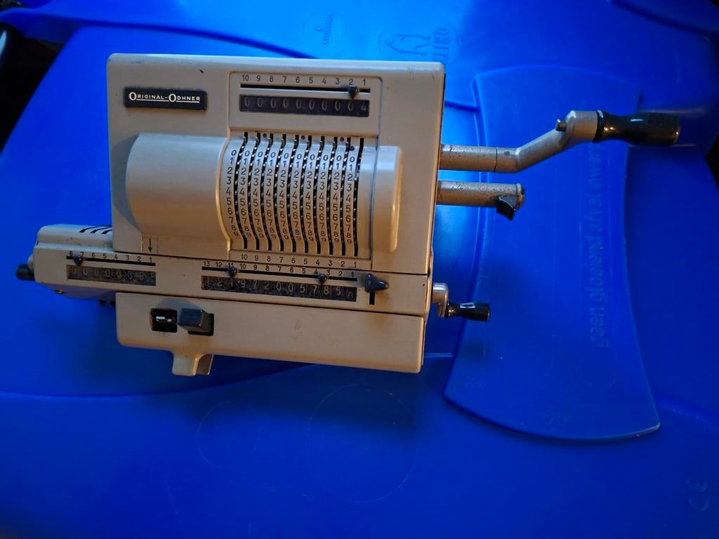 rekenmachine Original Odhner, Ophalen