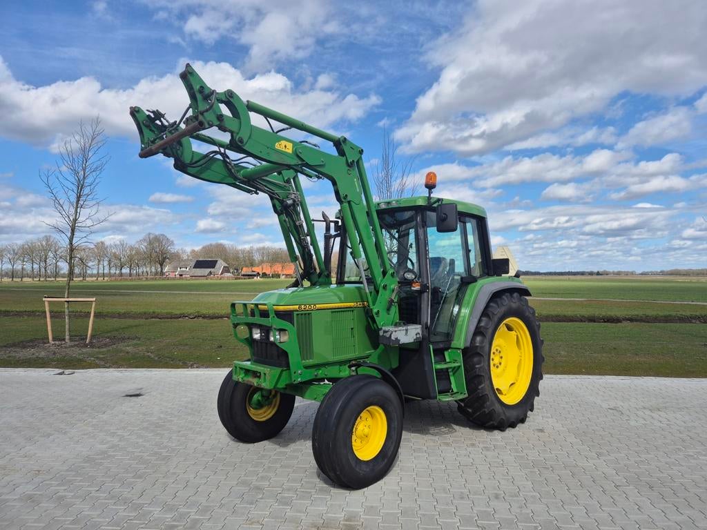 John Deere 6100 met voorlader, Zakelijke goederen, 80 tot 120 Pk, Gebruikt, 7500 tot 10000, Ophalen
