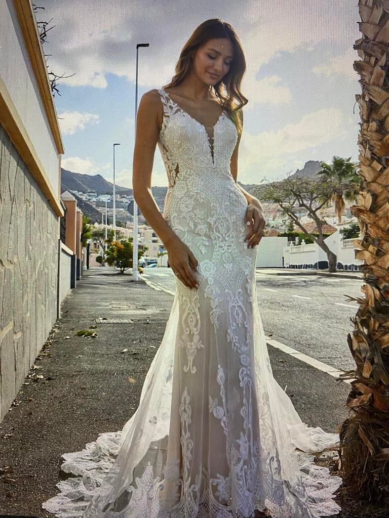 UITVERKOOP! Super mooie nieuwe trouwjurk! Korting t/m 75%, Ophalen, Nieuw, Wit, Trouwjurk