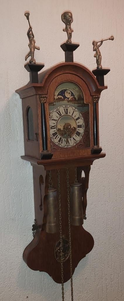 fries staartklokje, Ophalen