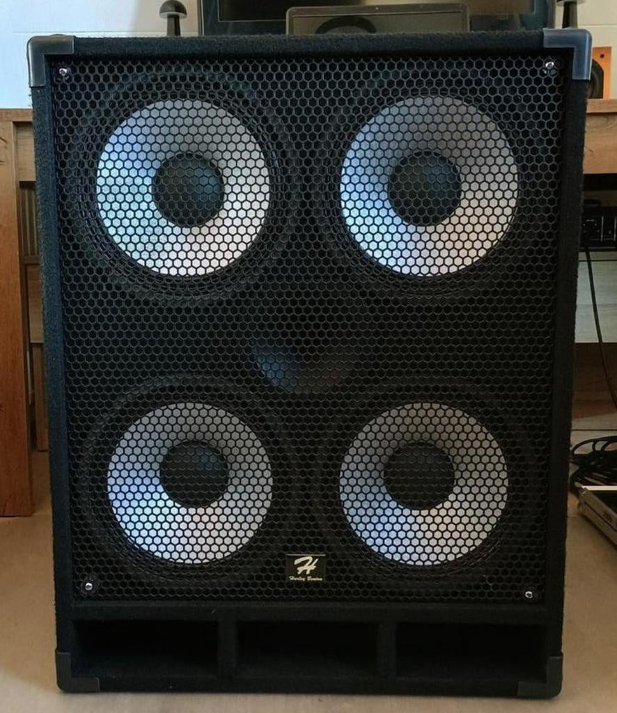 Harley Benton BB410T, Muziek en Instrumenten, Versterkers | Bas en Gitaar, Ophalen, Zo goed als nieuw, 100 watt of meer
