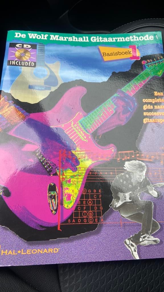 Hal leonard gitaar basisboek, Gitaar, Overige genres, Les of Cursus, Ophalen of Verzenden
