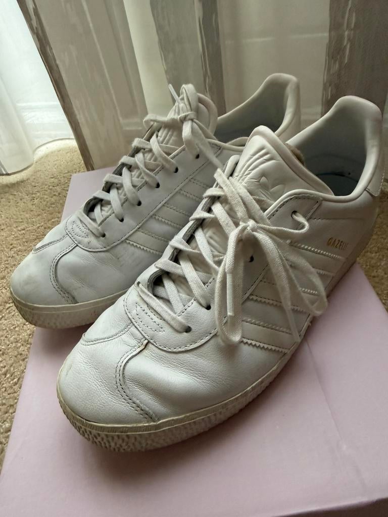Adidas gazelle wit 38 2/3, Kleding | Dames, Schoenen, Wit, Ophalen of Verzenden, Sneakers of Gympen, Zo goed als nieuw