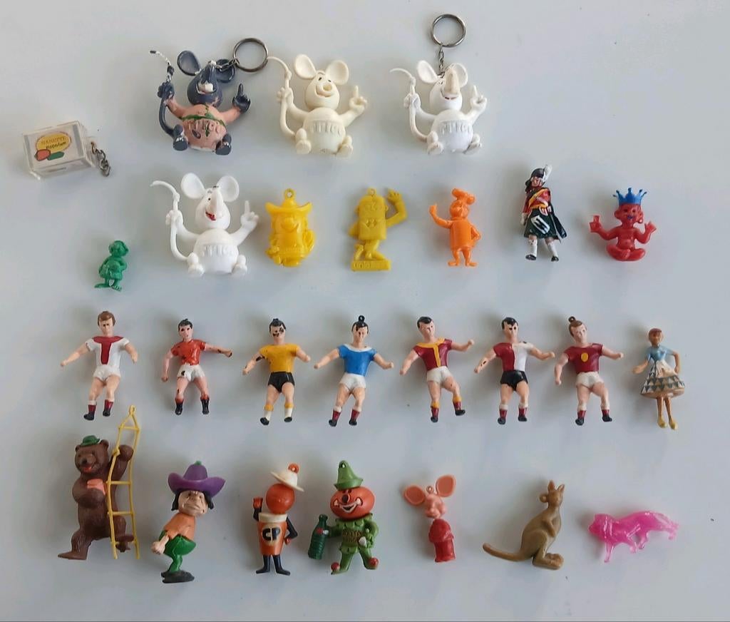 Reclame en voetbal sleutelhangers, Ophalen of Verzenden, Gebruikt