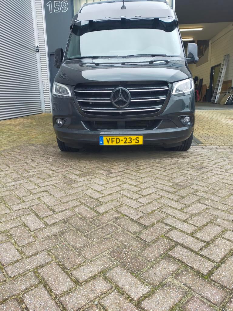Mercedes Sprinter Bumper, Ophalen
